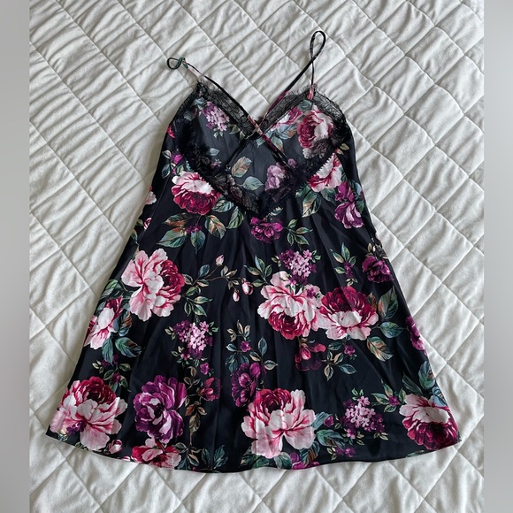 In Bloom by Jonquil Samantha Chemise - Picture 6 of 8